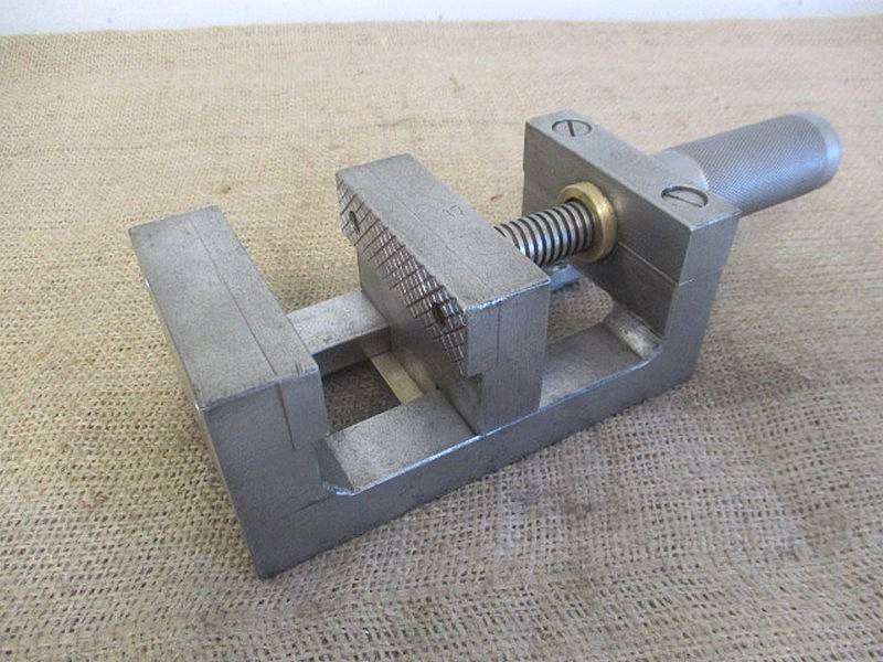 Handy And Sturdy Heavy Duty Vintage Machinist Drill Press Vise