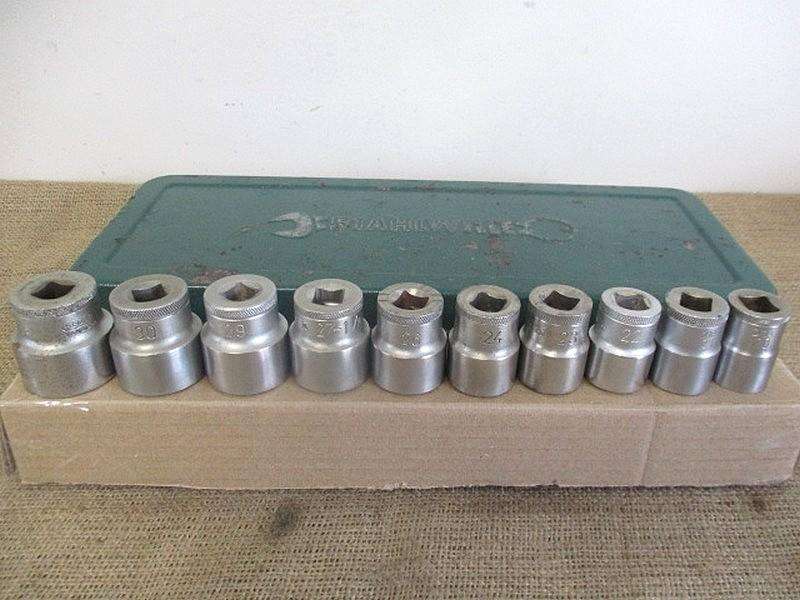 Neat 25 Piece Gedore D19 3/4 inch Drive Set In Stahlwille Toolbox