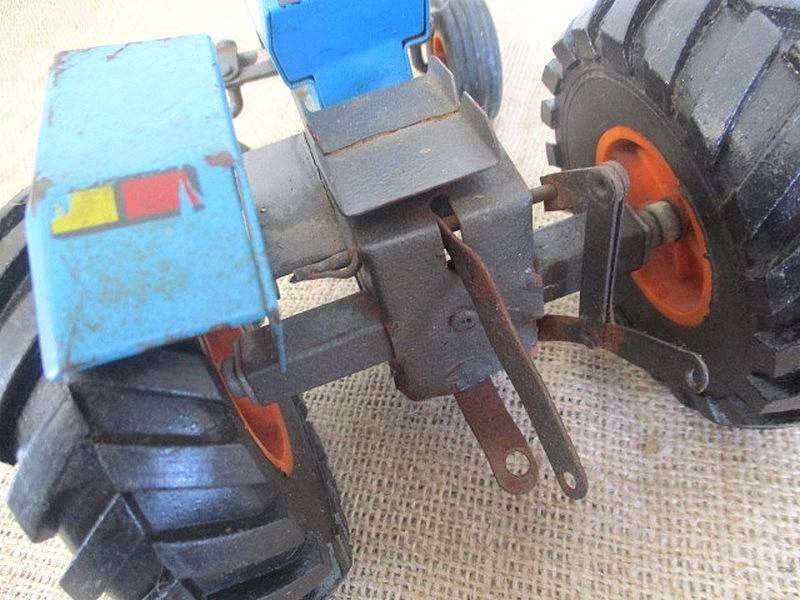 For Repair Or Spares....Highly Collectable Vintage "Strike" Toy Equipment/Collection As Per Photos