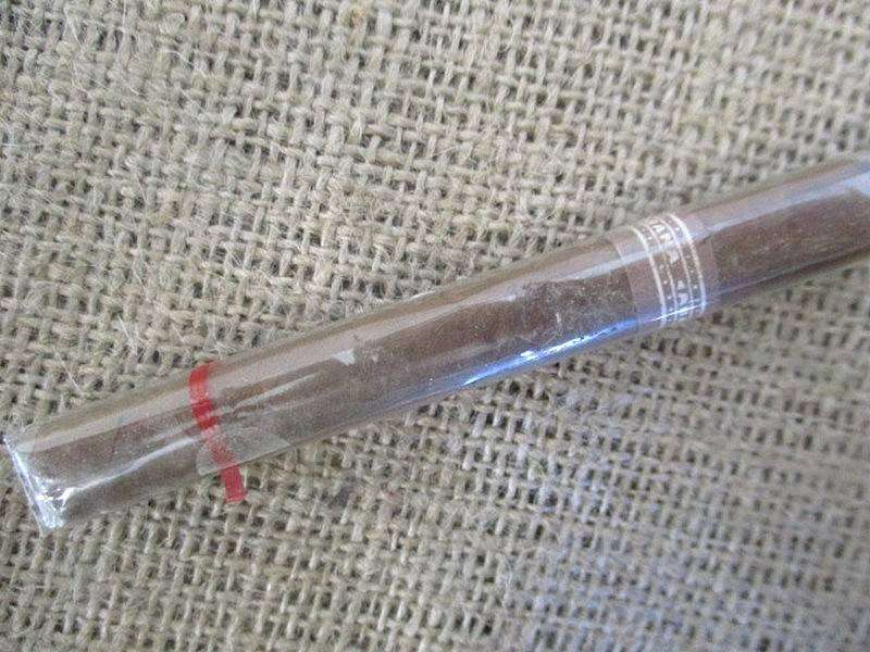 Vintage Hofnar Bolide, Karel 1 Standaard, 2 Serengeti Empty Cigar Boxes And 1x Upmann Cigar & Cutter