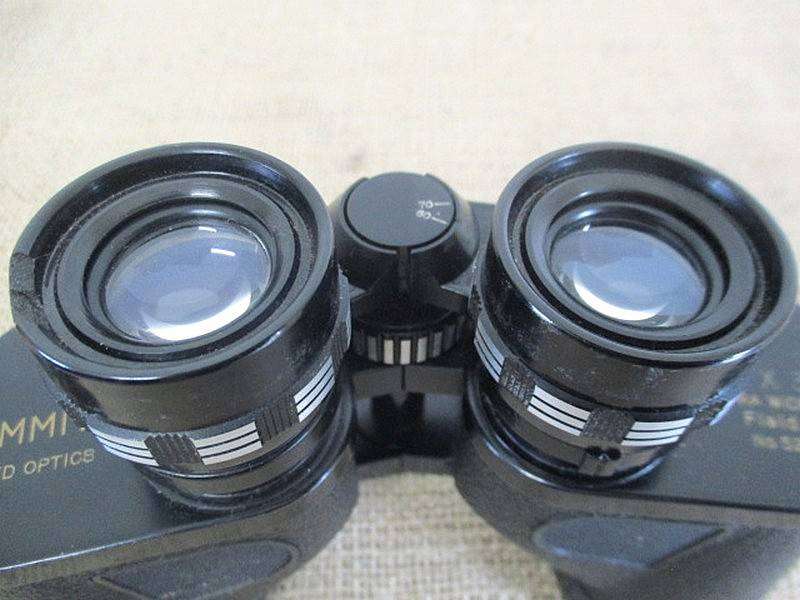 Beautiful Vintage Summit 7 X 35mm Field 11' Binocular With End Cups