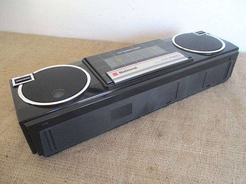 An Outstanding Vintage National FM25 Portable Stereo Radio  Cassette  Recorder     MIB        1980's
