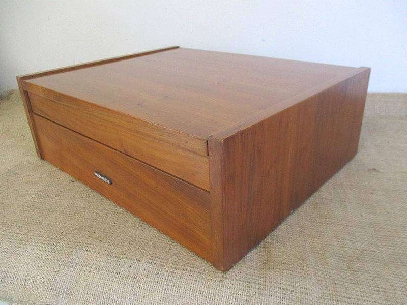 For Repairs....This Vintage Pioneer Stereo Turntable