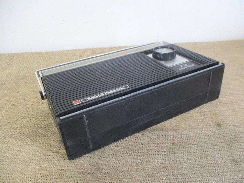 Vintage Naional Panasonic Model RF-632 Portable Transistor Radio      Late 1950's - Early 1960"s
