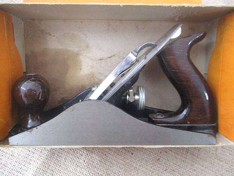 An Excellent Vintage Stanley Bailey No 4 1/2 Plane In Original Packaging             Made In England