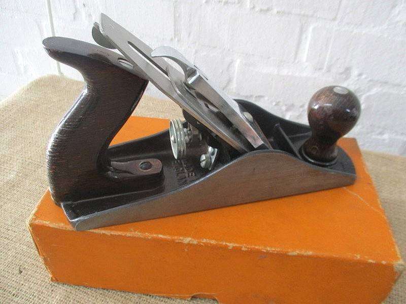 An Excellent Vintage Stanley Bailey No 4 1/2 Plane In Original Packaging             Made In England
