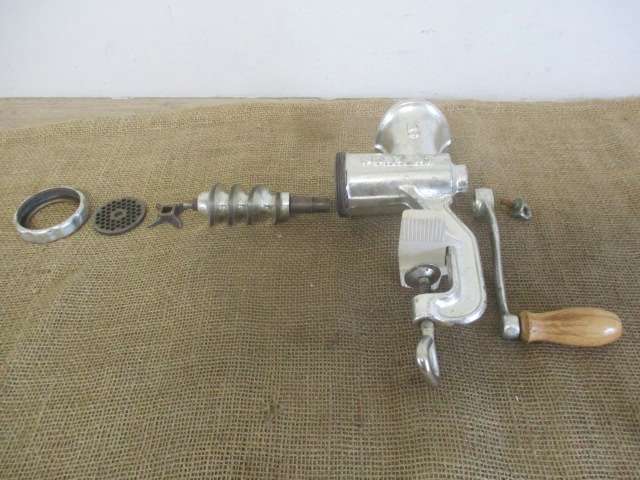 Neat And Complete Vintag Pokert No 5 Cast Iron Meat Mincer      Made In  Czech Republic       MIB