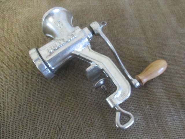 Neat And Complete Vintag Pokert No 5 Cast Iron Meat Mincer      Made In  Czech Republic       MIB