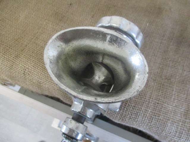 Neat And Complete Vintag Pokert No 5 Cast Iron Meat Mincer      Made In  Czech Republic       MIB