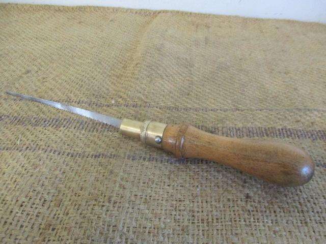 Lovely Vintage Footprint Keyhole Saw                England