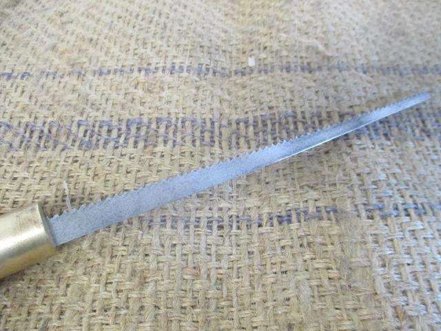 Lovely Vintage Footprint Keyhole Saw                England