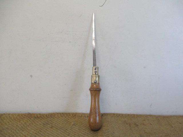 Lovely Vintage Footprint Keyhole Saw                England