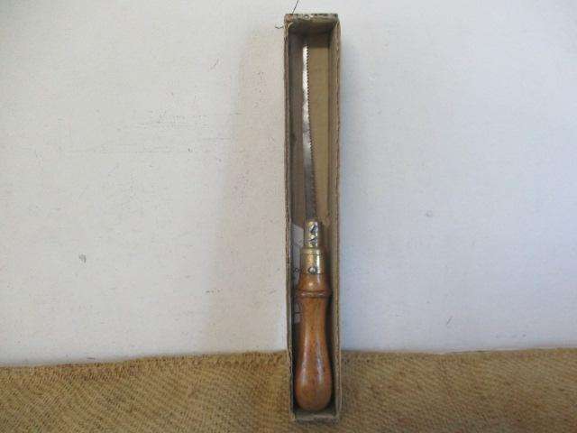 Lovely Vintage Footprint Keyhole Saw                England