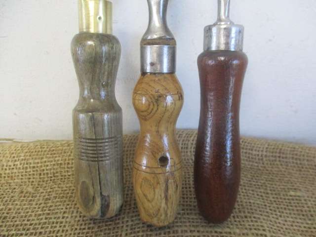 Two Vintage 1" & 3/4" Carpenter Woodworking Chisels Plus 1/4" Free