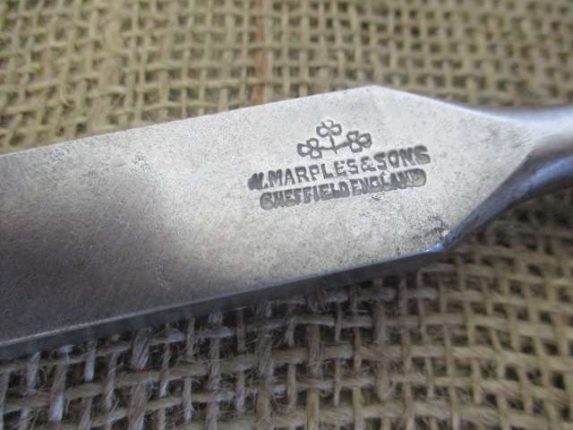 Two Vintage 1" & 3/4" Carpenter Woodworking Chisels Plus 1/4" Free