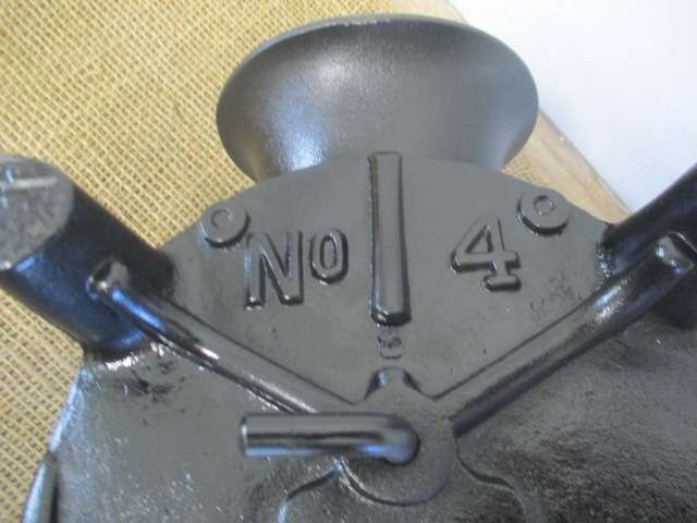Neat And Complete Vintage Cast Iron No 4 Spong Coffee Grinder With Original Container        London
