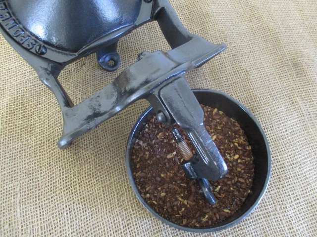 Neat And Complete Vintage Cast Iron No 4 Spong Coffee Grinder With Original Container        London