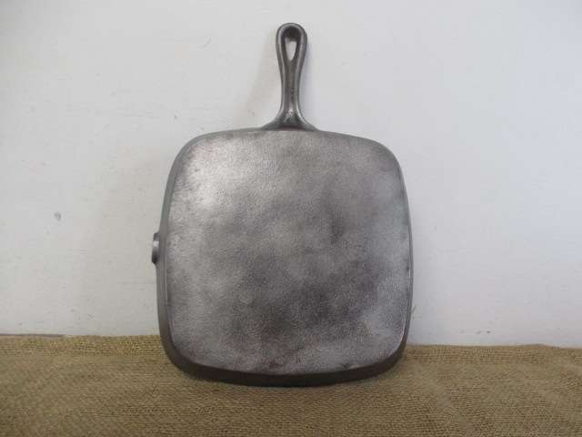 Beautiful Cast Iron Steak Pan