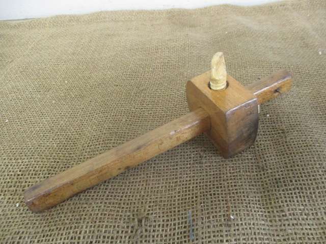 Nice Vintage 9 1/2 inch Marples Carpenter's Marking Gauge    Sheffield, England