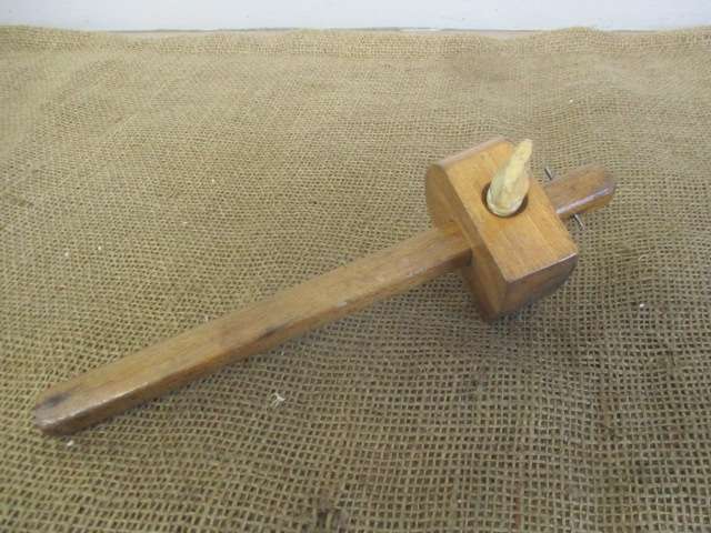 Nice Vintage 9 1/2 inch Marples Carpenter's Marking Gauge    Sheffield, England