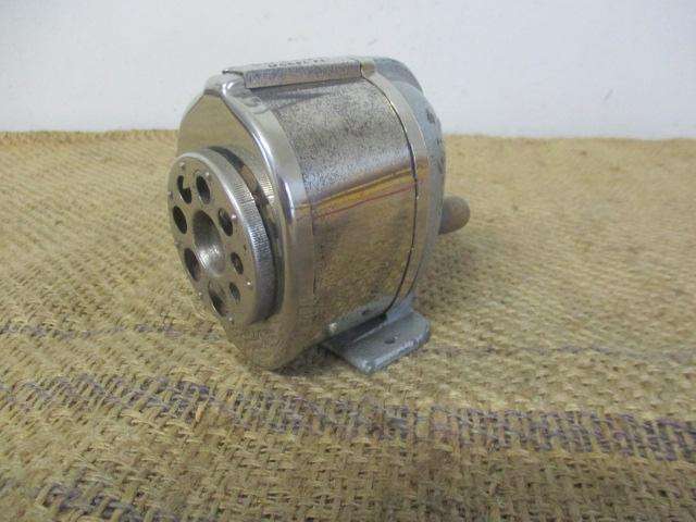 Beautiful Vintage Boston Model KS Pencil Sharpener    Made In England By Joseph Gillott & Sons Ltd