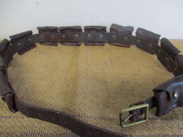 Stunning Vintage WW1 /WW2/ Boer War Twelve Pouch Ammunition Leather Belt