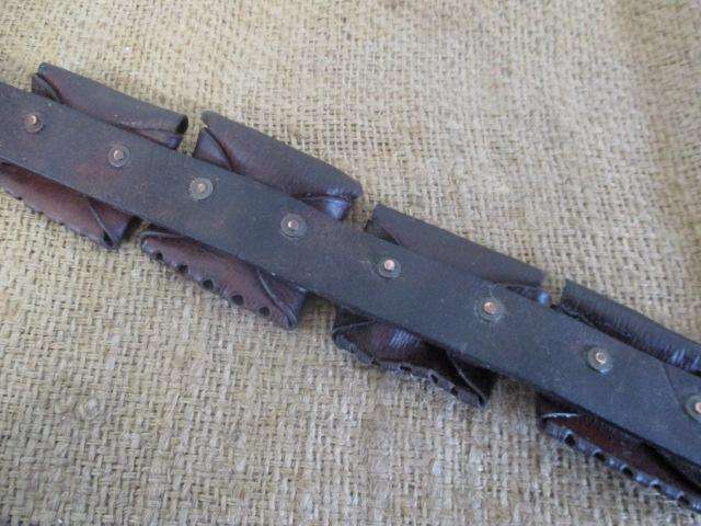 Stunning Vintage WW1 /WW2/ Boer War Twelve Pouch Ammunition Leather Belt
