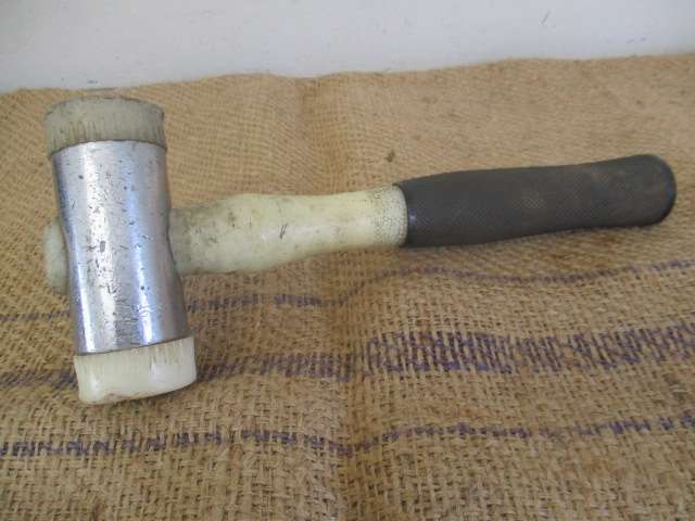 The Fixer...This Thorex 714 Nylon Hammer         Made In England