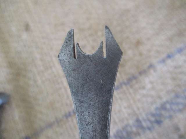 Are You Having Trouble Removing Staples....Here Is The Answer.....Staple Remover