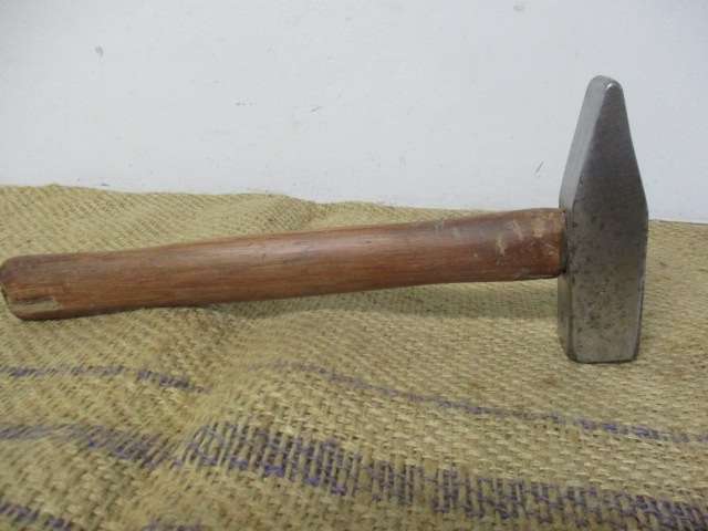 Beautiful 800gr Machinist Hammer