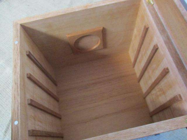 Beautiful Sikarlan Cigar Humidor Case Only.