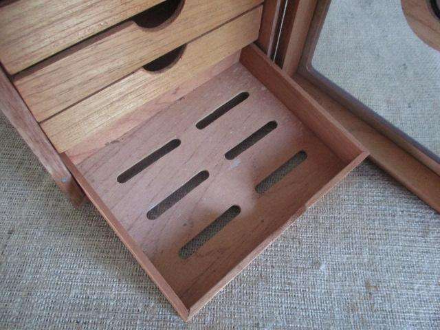 Beautiful Sikarlan Cigar Humidor Case Only.