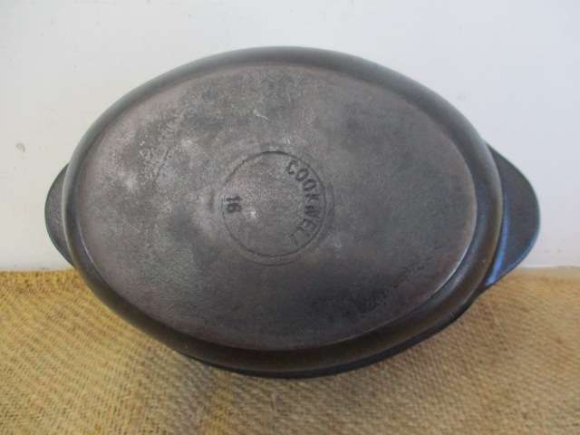 Neat Large No 16 Cookwell Oval Cast Iron Casserole