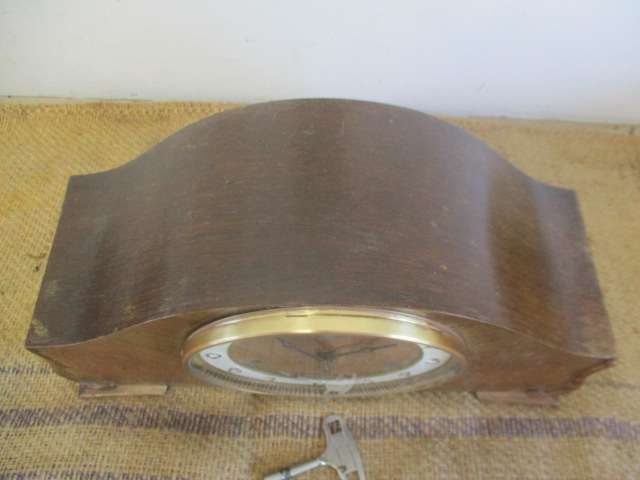 Rare Vintage Essa Mantle Clock With Original Winding Up Key           Made In Germany