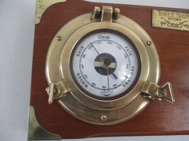 Lovely Vintage Barostar Brass Mini Porthole Weather Station On Wall Mount Wooden Base