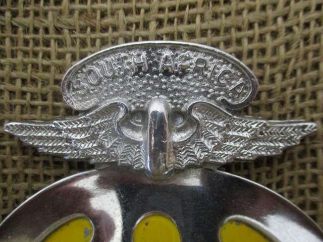 Vintage AA SouthAfrica/Suid Afrika No B 03095 Car Badge           Issued Approx Between 1930 - 1945
