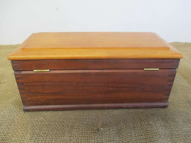 The Most Beautiful Old Private Reserve Brandy Wooden Box      13th October 1990