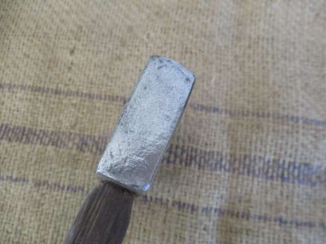 Beautiful Sought After Vintage 1 1/2lb Elwell Hand Axe