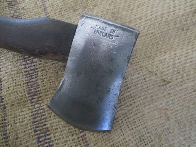 Beautiful Sought After Vintage 1 1/2lb Elwell Hand Axe