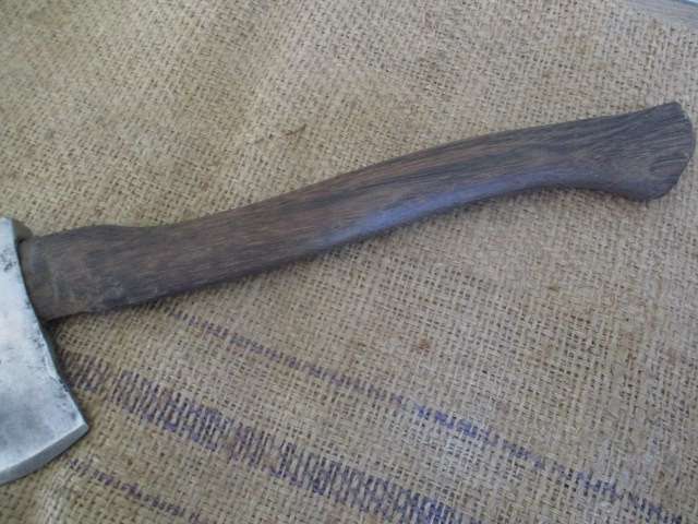 Beautiful Sought After Vintage 1 1/2lb Elwell Hand Axe