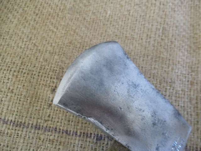 Beautiful Sought After Vintage 1 1/2lb Elwell Hand Axe