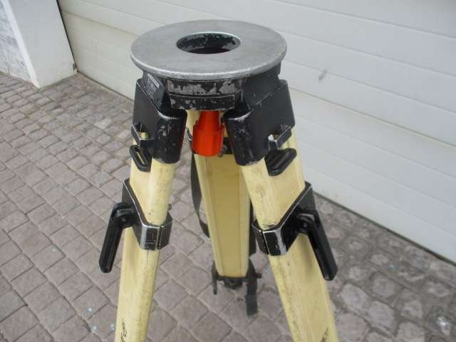 Nice Seco Trimble Crain Tri-Max Surveyor's Tri-Pod Only