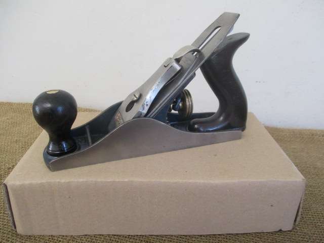Magnificent And Neat Vintage Record No 03 Hand Plane        Made In England
