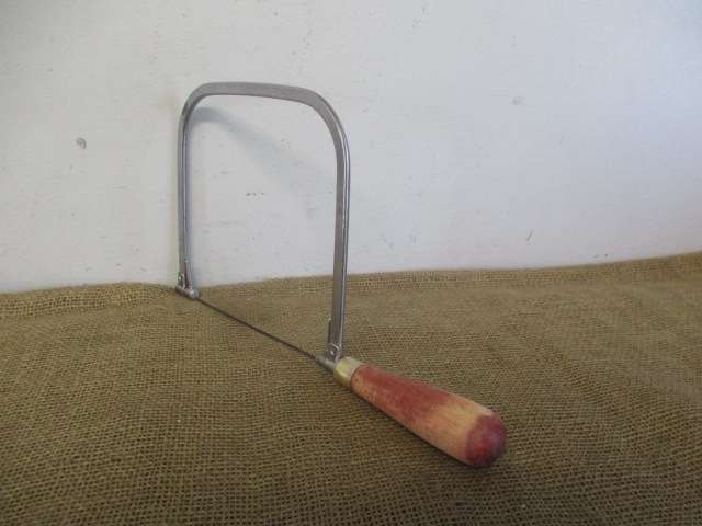 Nice Vintage 7 inch Millers Falls No 47 Carpenter's Deep Fret Coping Saw With Blade            USA.