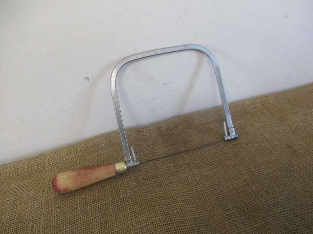 Nice Vintage 7 inch Millers Falls No 47 Carpenter's Deep Fret Coping Saw With Blade            USA.