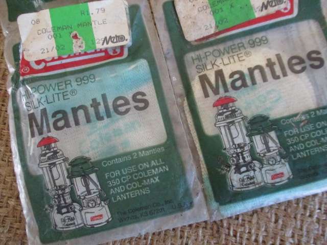 A Fantastic First-Class Vintage Coleman Model 214A700 Kerosene Lantern.  7. 1990.