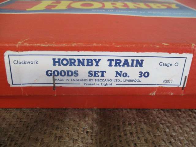 Rare Vintage Clockwork Gauge 0 Hornby Tinplate Train Goods Set No 30 By Meccano Ltd, Liverpool