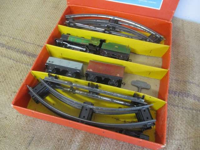 Rare Vintage Clockwork Gauge 0 Hornby Tinplate Train Goods Set No 30 By Meccano Ltd, Liverpool