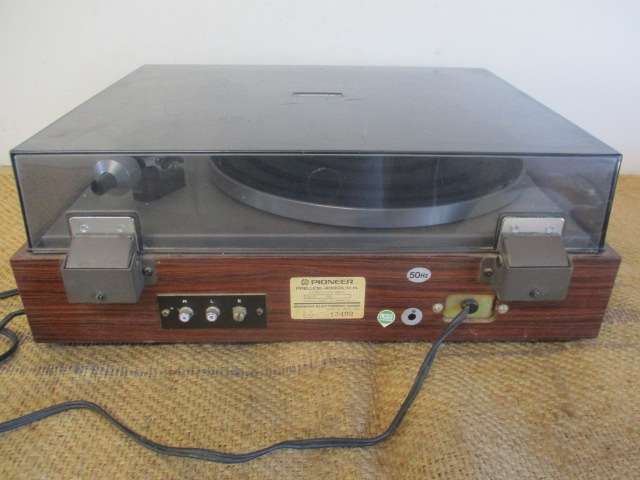 Beautiful Vintage Pioneer Prelude - 4000A/M PL Belt Drive Stereo Turntable