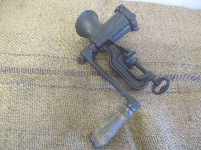 Lovely Complete Vintage Alexanderwerk No 5 Cast Iron Meat Mincer          Germany